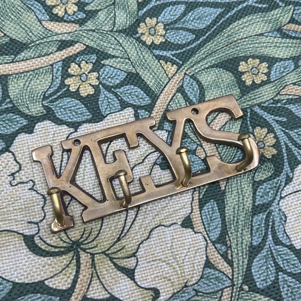 Vintage Brass Key Hook Cottagecore Wall Mount Gold Tone India 4 Hooks - Picture 4 of 11